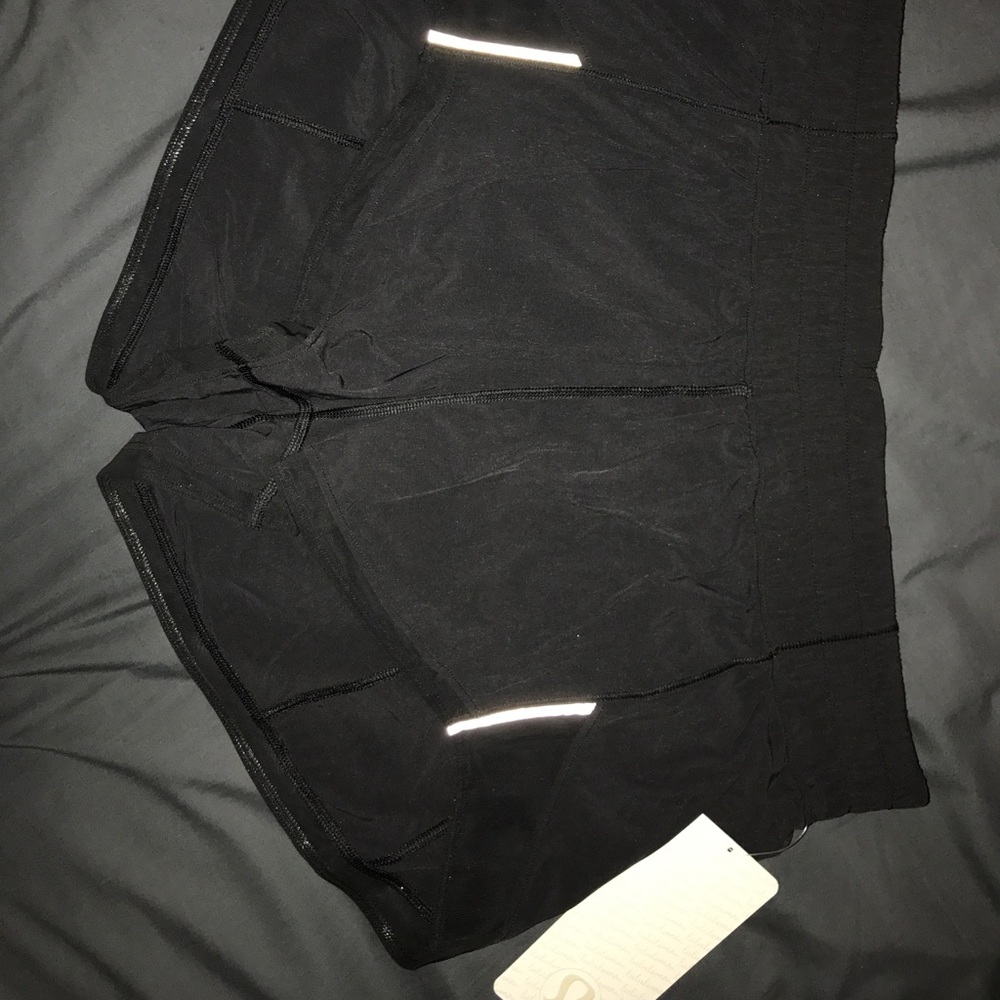 Lululemon Miles Ahead Short *2.5"